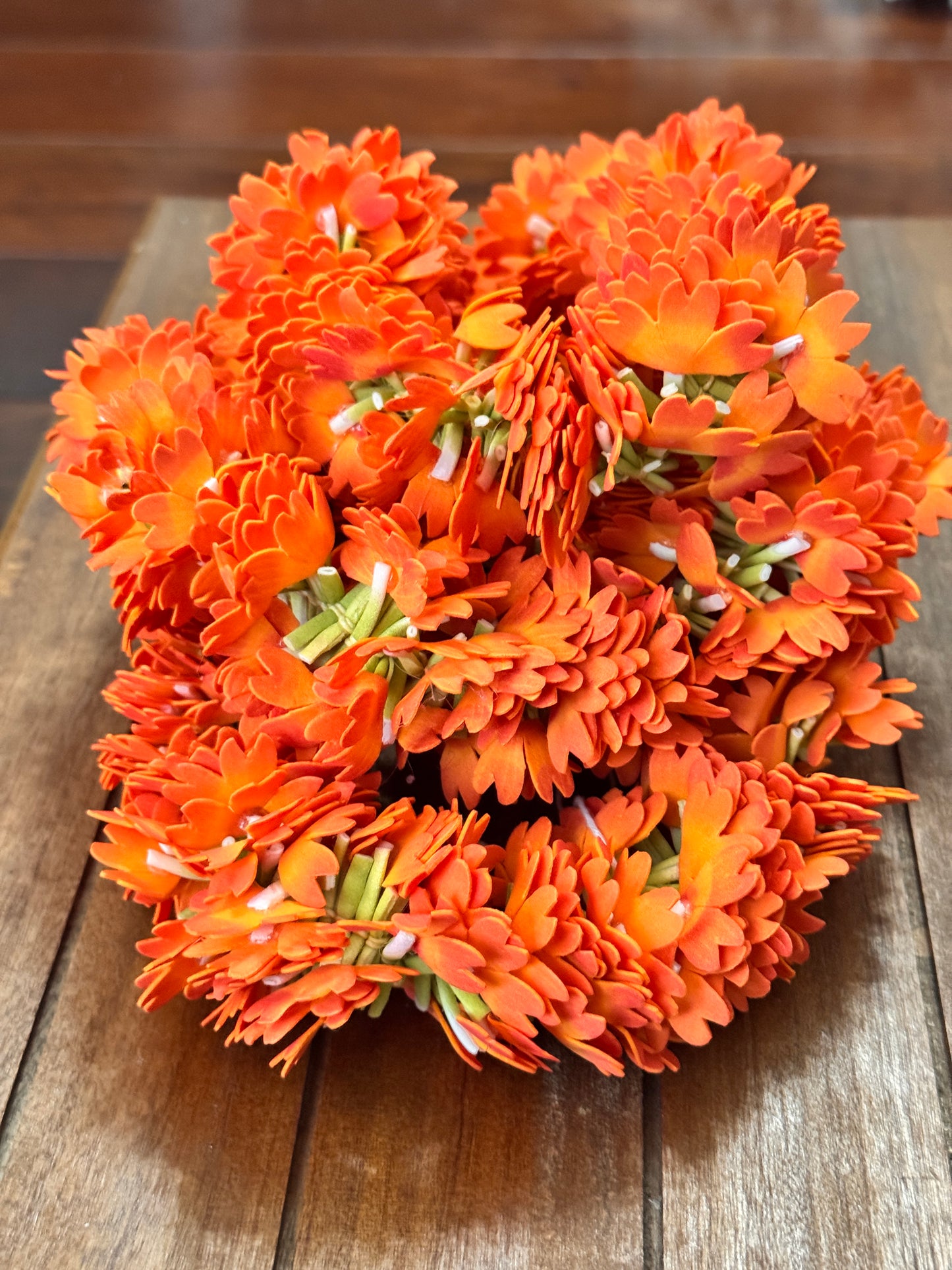 Kanakambaram/Crossandra - String (16in)