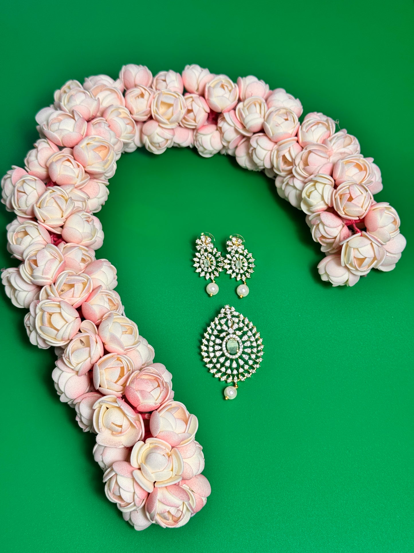 Chendu Malli/Mysore Malli Jasmine - String (16in)