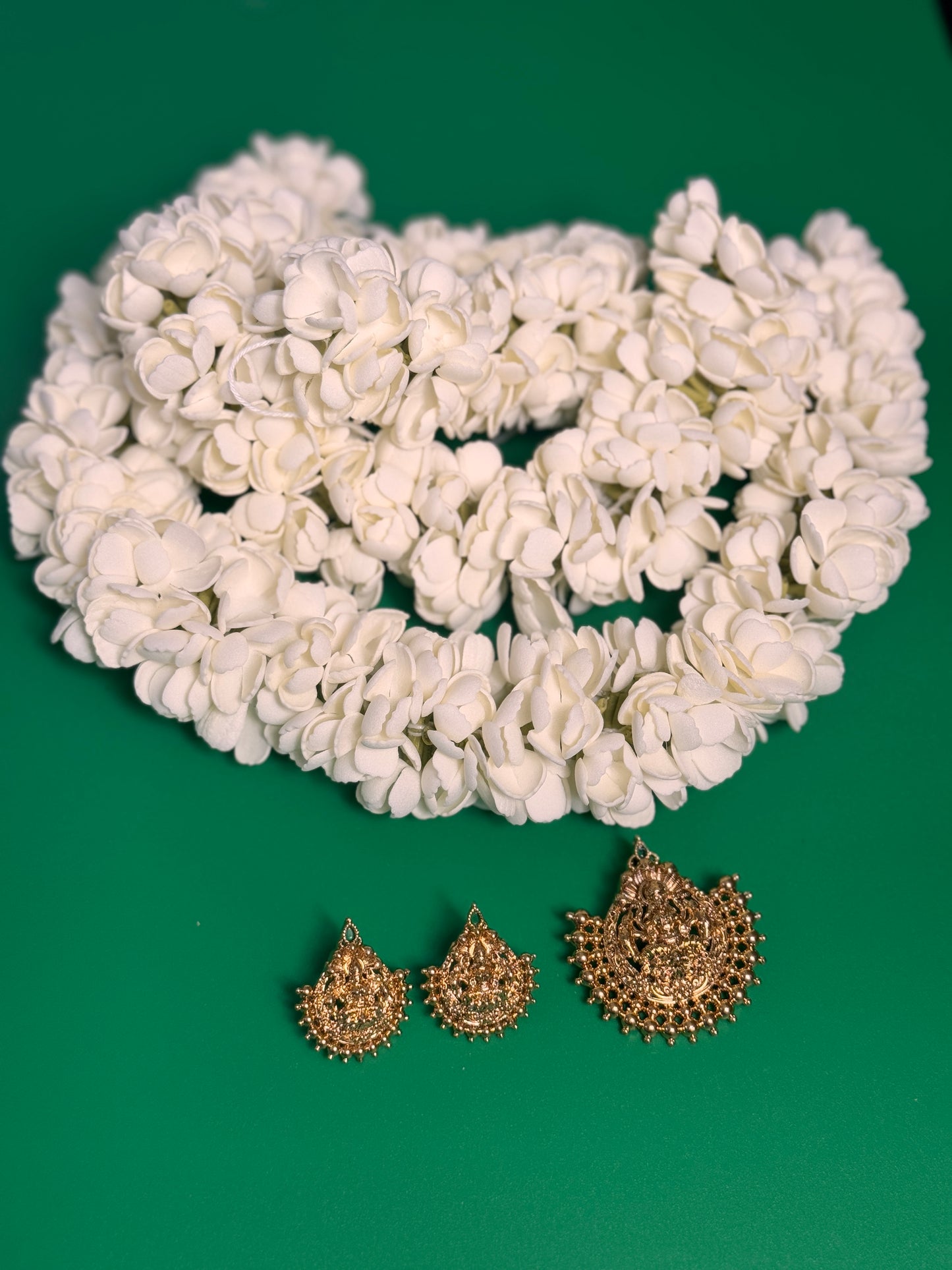 Regular Bloomed Jasmine  - String (16in)